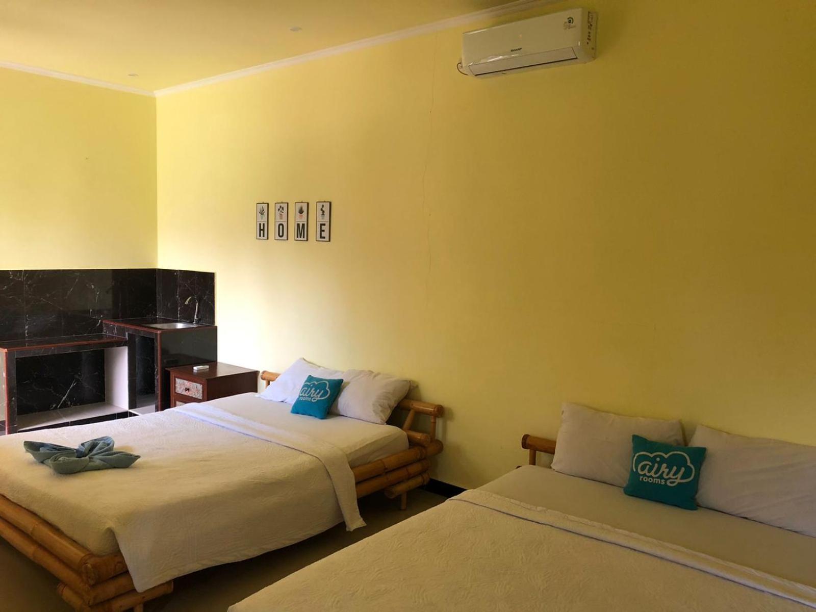 Puri Mandhara Lovina Hotel Buitenkant foto