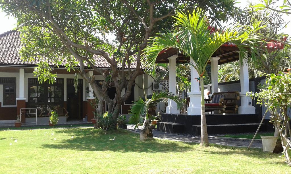 Puri Mandhara Lovina Hotel Kamer foto