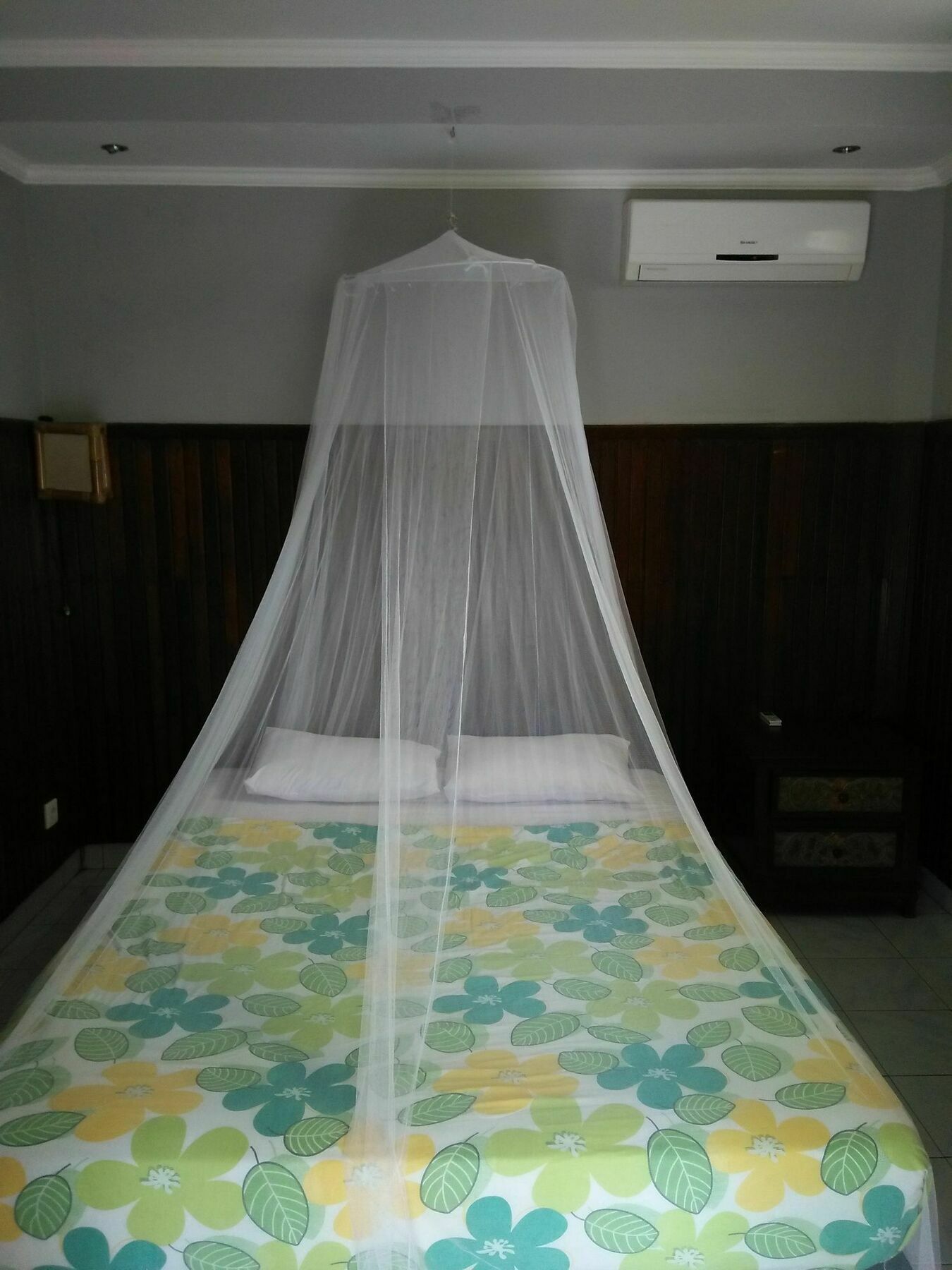 Puri Mandhara Lovina Hotel Buitenkant foto